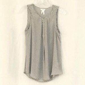 Candie’s Sleeveless Blouse